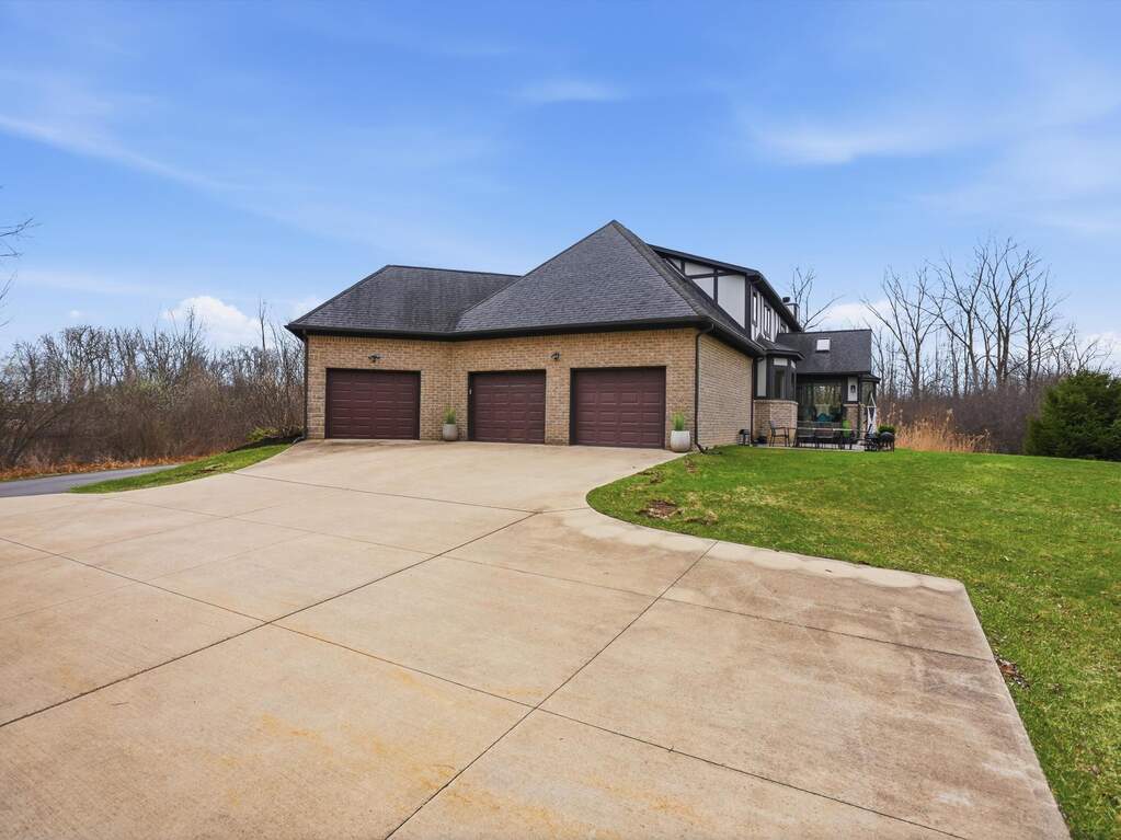 5 Bedroom Single Family Home/House's Image 60