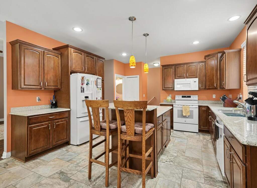 3 Bedroom Single Family Home/House's Image 11