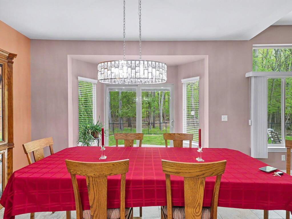 3 Bedroom Single Family Home/House's Image 15