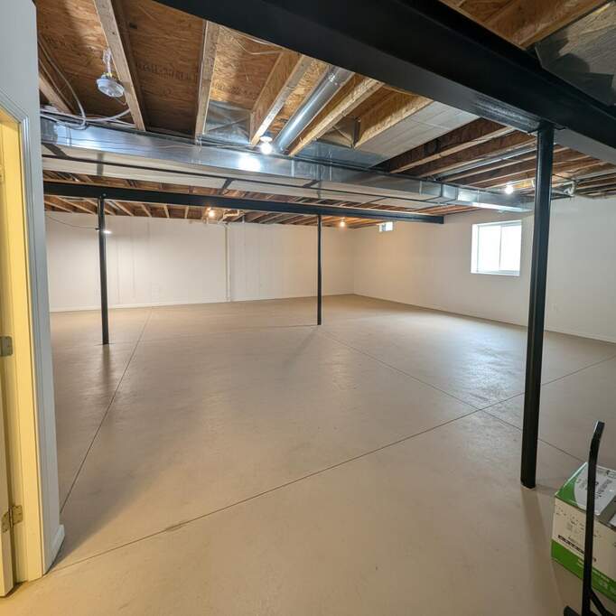 3 Bedroom Single Family Home/House's Image 31