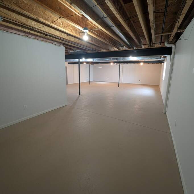 3 Bedroom Single Family Home/House's Image 32