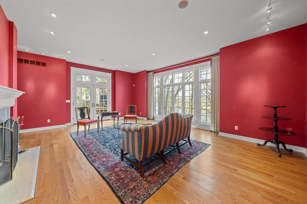 4 Bedroom Single Family Home/House's Image 20