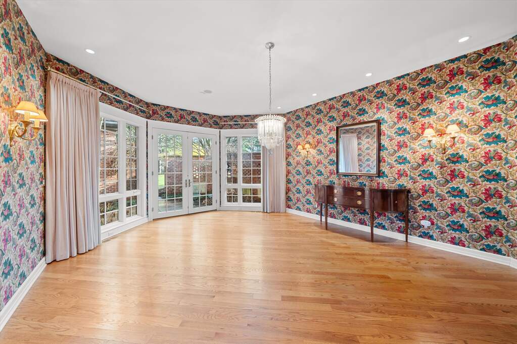 4 Bedroom Single Family Home/House's Image 39