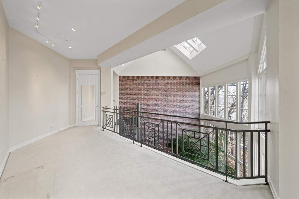 4 Bedroom Single Family Home/House's Image 61