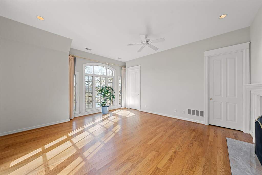 4 Bedroom Single Family Home/House's Image 62