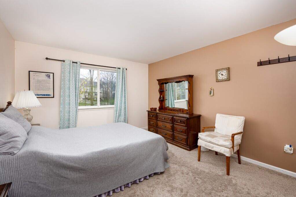 5 Bedroom Single Family Home/House's Image 7