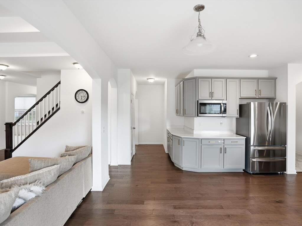 5 Bedroom Single Family Home/House's Image 11