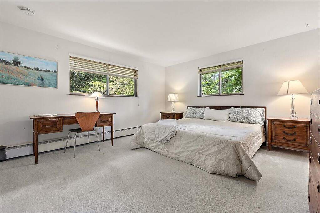 4 Bedroom Single Family Home/House's Image 19