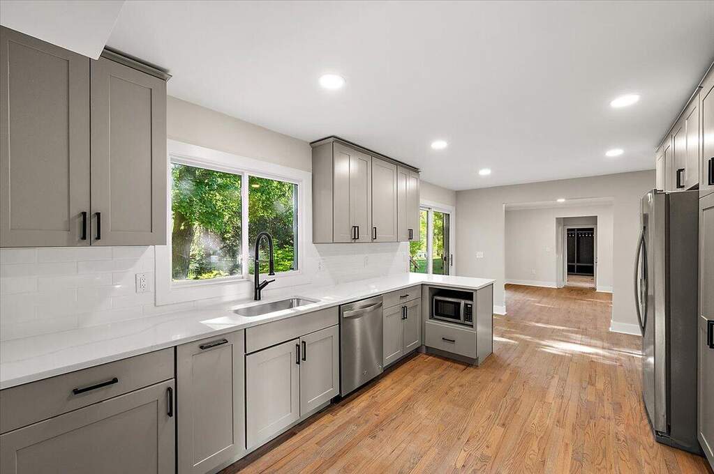 4 Bedroom Single Family Home/House's Image 21