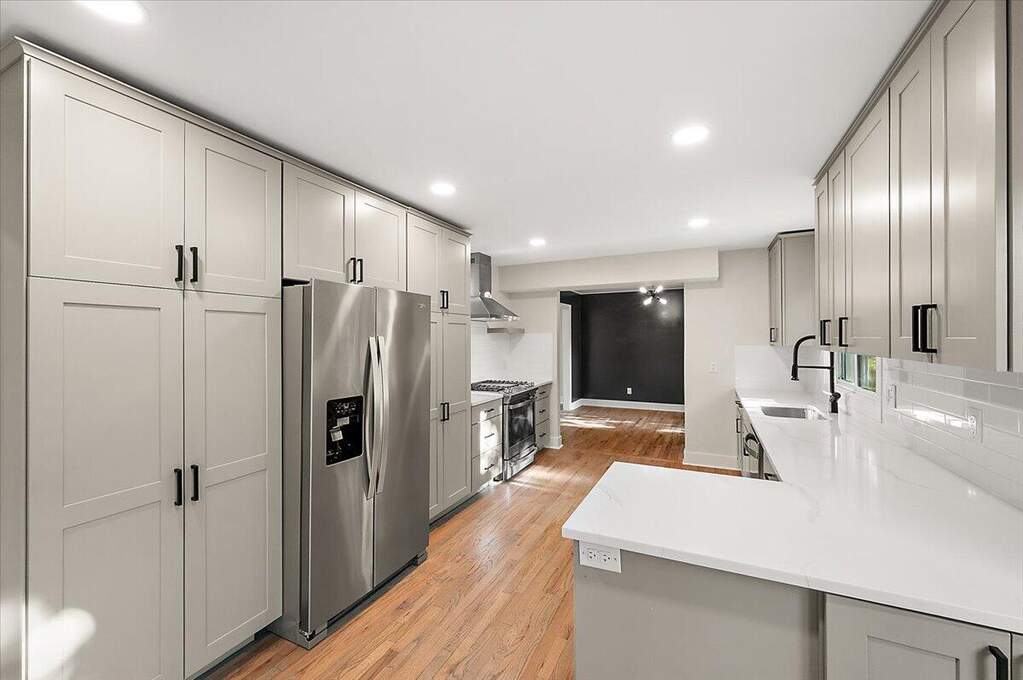 4 Bedroom Single Family Home/House's Image 24