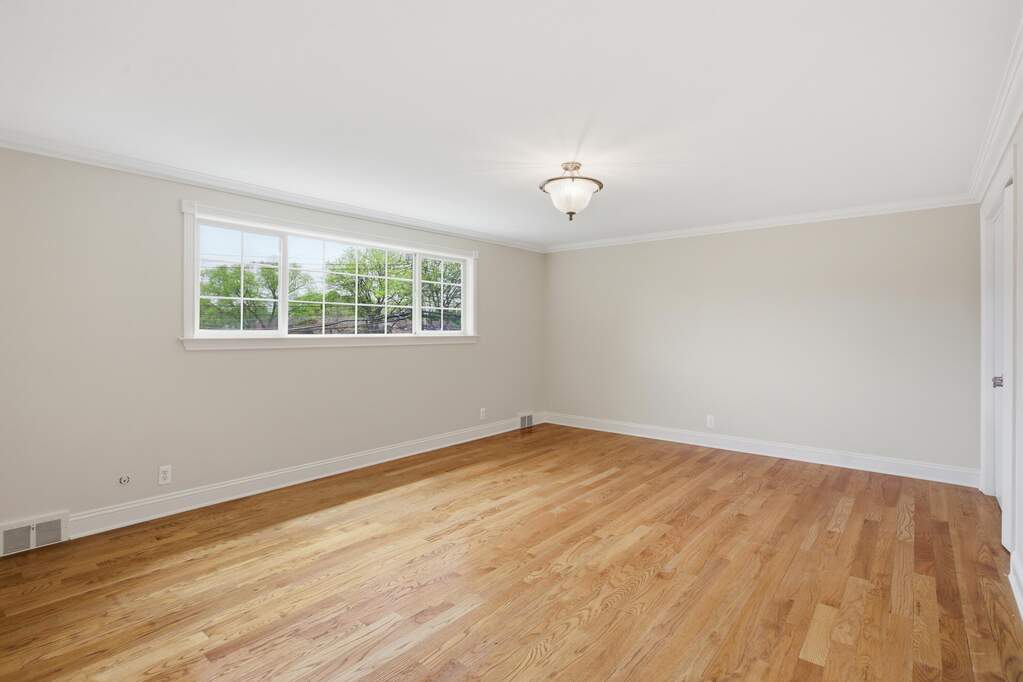 4 Bedroom Single Family Home/House's Image 31