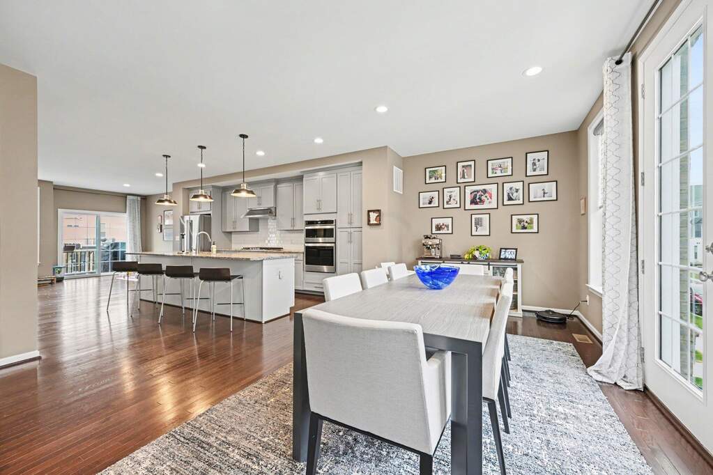 4 Bedroom Villa/Townhouse's Image 11