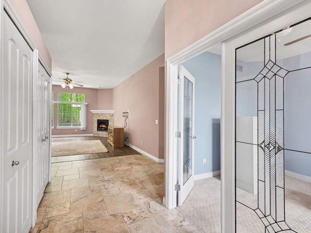 3 Bedroom Single Family Home/House's Image 7