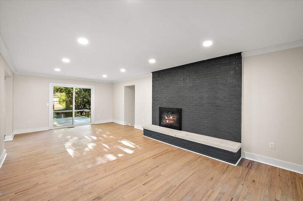 4 Bedroom Single Family Home/House's Image 30
