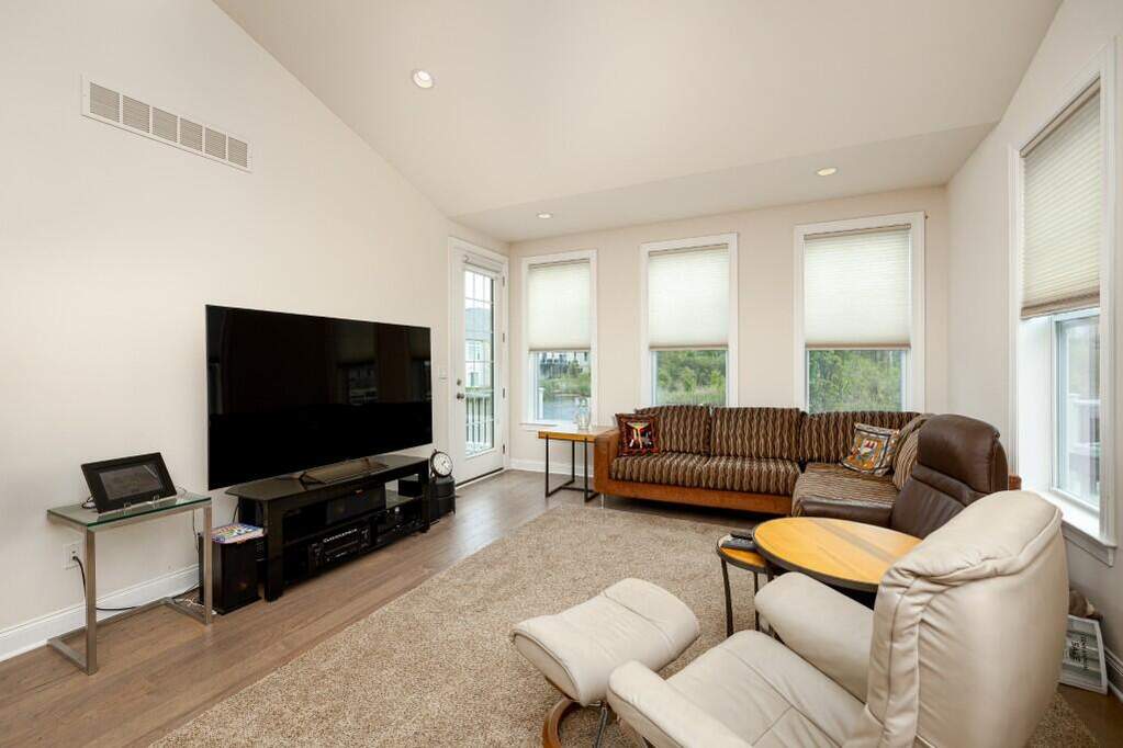 3 Bedroom Apartment/Flat's Image 11