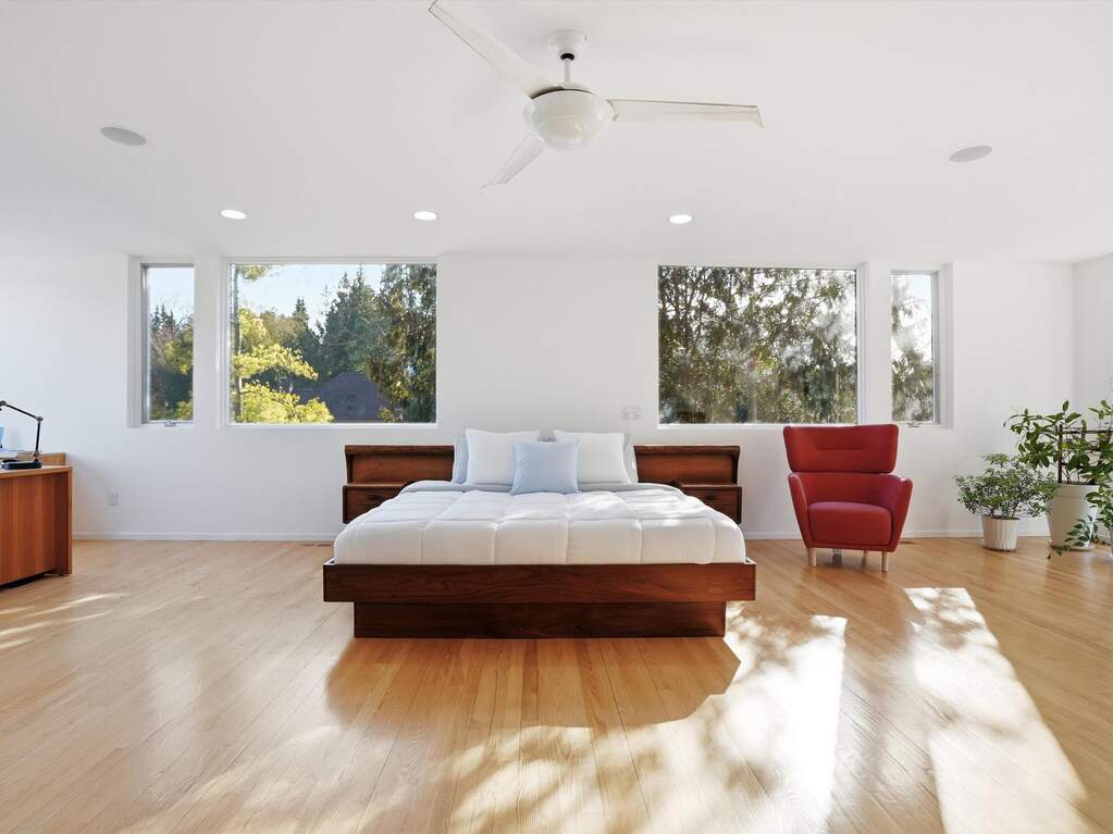 4 Bedroom Single Family Home/House's Image 20
