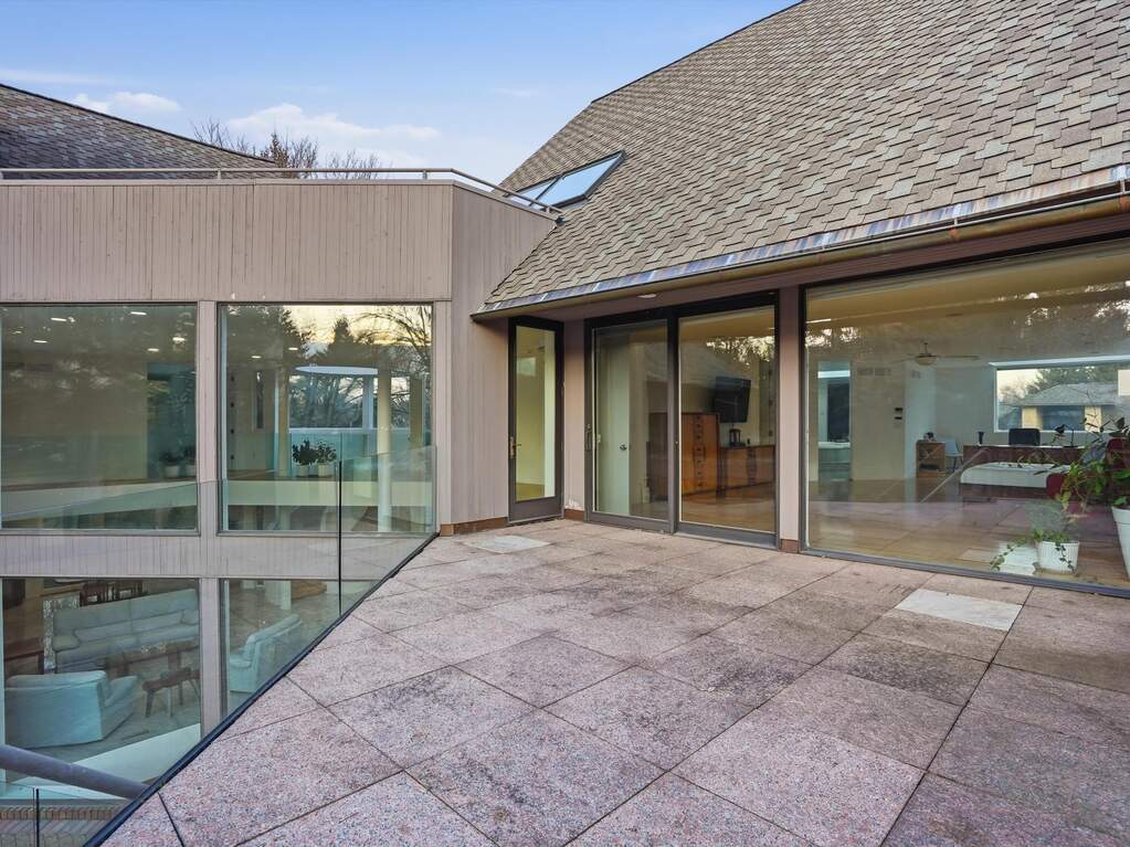 4 Bedroom Single Family Home/House's Image 26