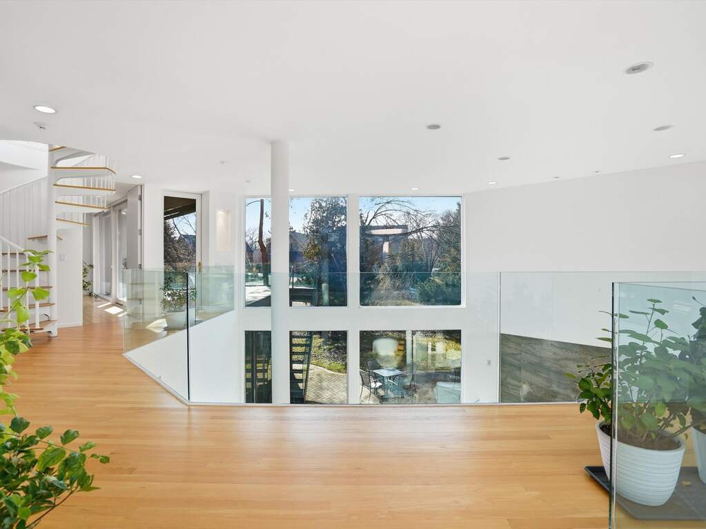 4 Bedroom Single Family Home/House's Image 46