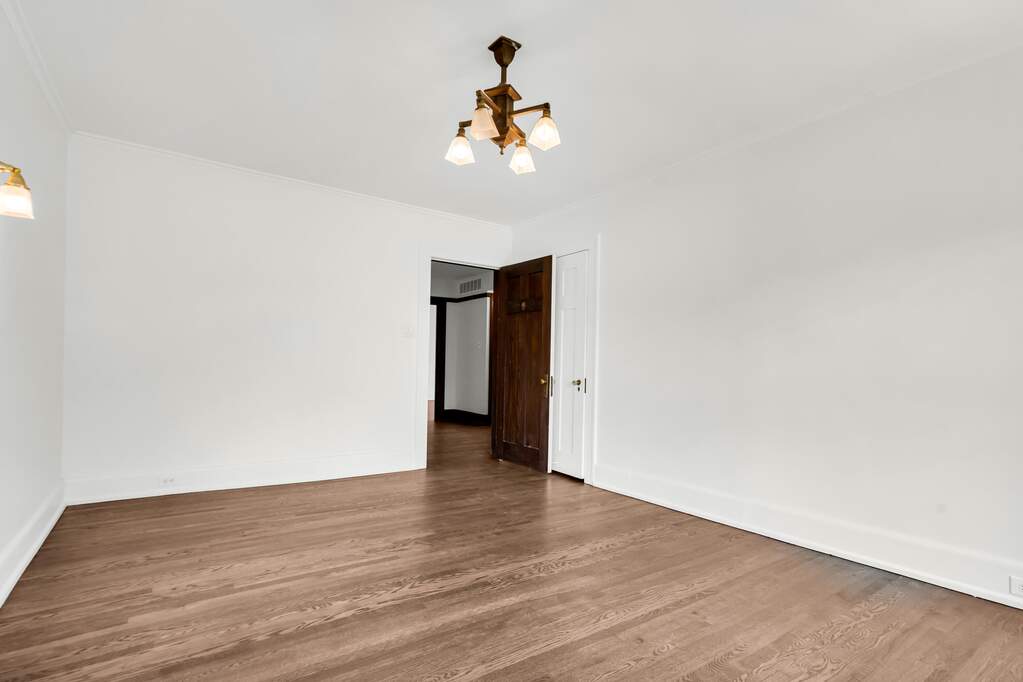 5 Bedroom Single Family Home/House's Image 39