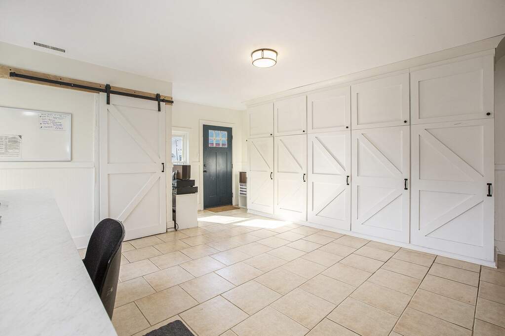 3 Bedroom Single Family Home/House's Image 8