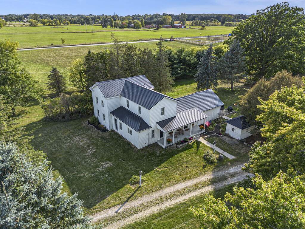 3 Bedroom Single Family Home/House's Image 27