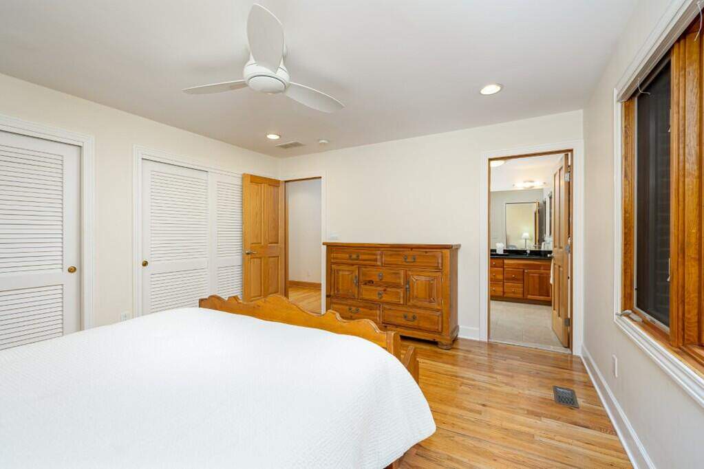 5 Bedroom Single Family Home/House's Image 25