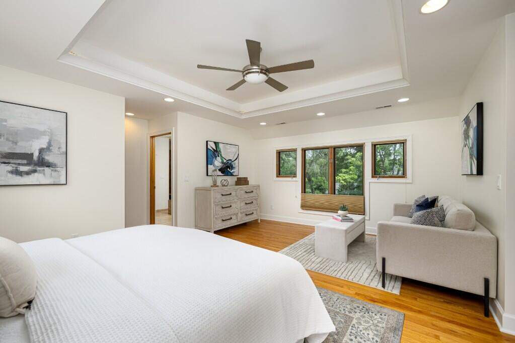 5 Bedroom Single Family Home/House's Image 29