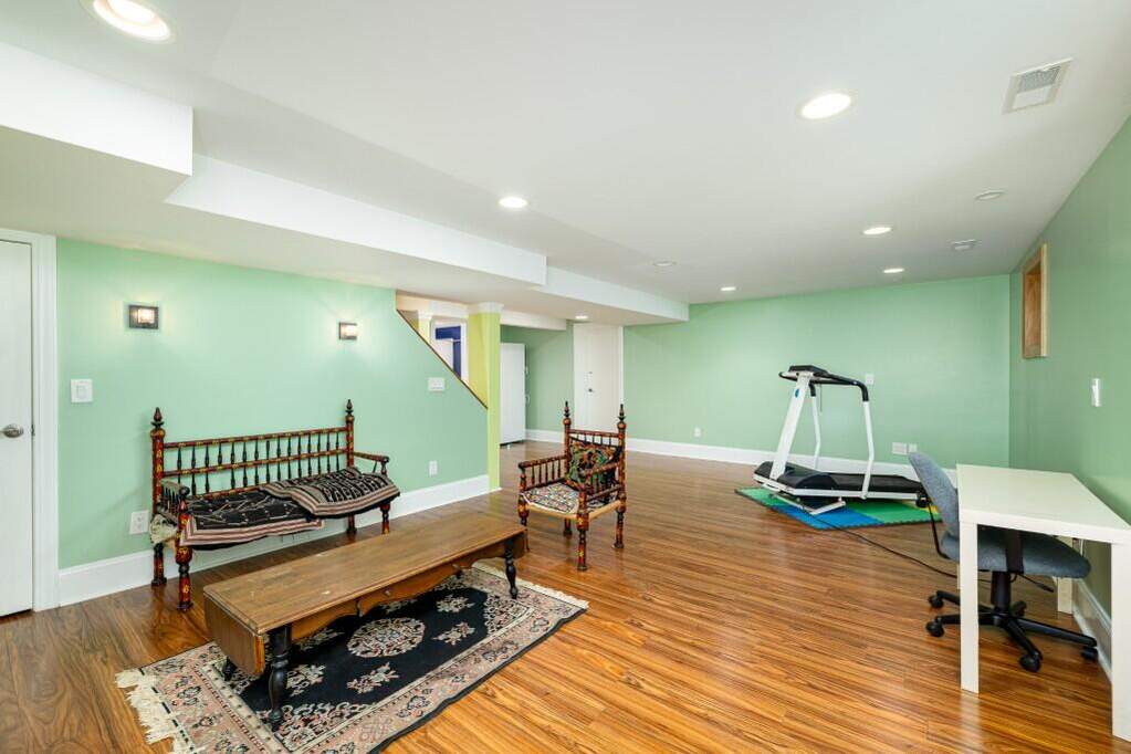 5 Bedroom Single Family Home/House's Image 50
