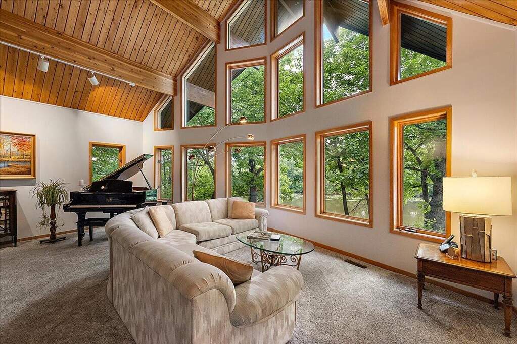 4 Bedroom Single Family Home/House's Image 14
