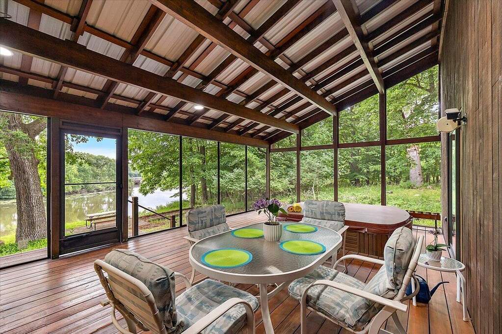 4 Bedroom Single Family Home/House's Image 6