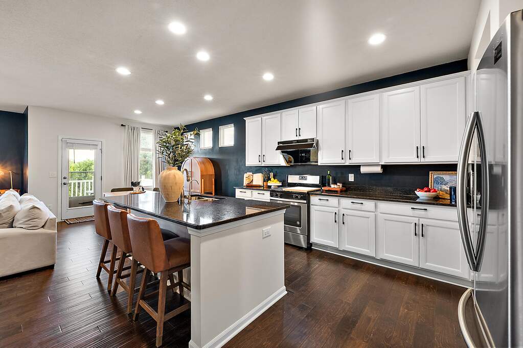 5 Bedroom Single Family Home/House's Image 8