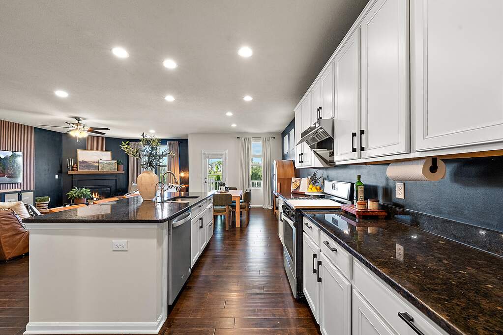 5 Bedroom Single Family Home/House's Image 16