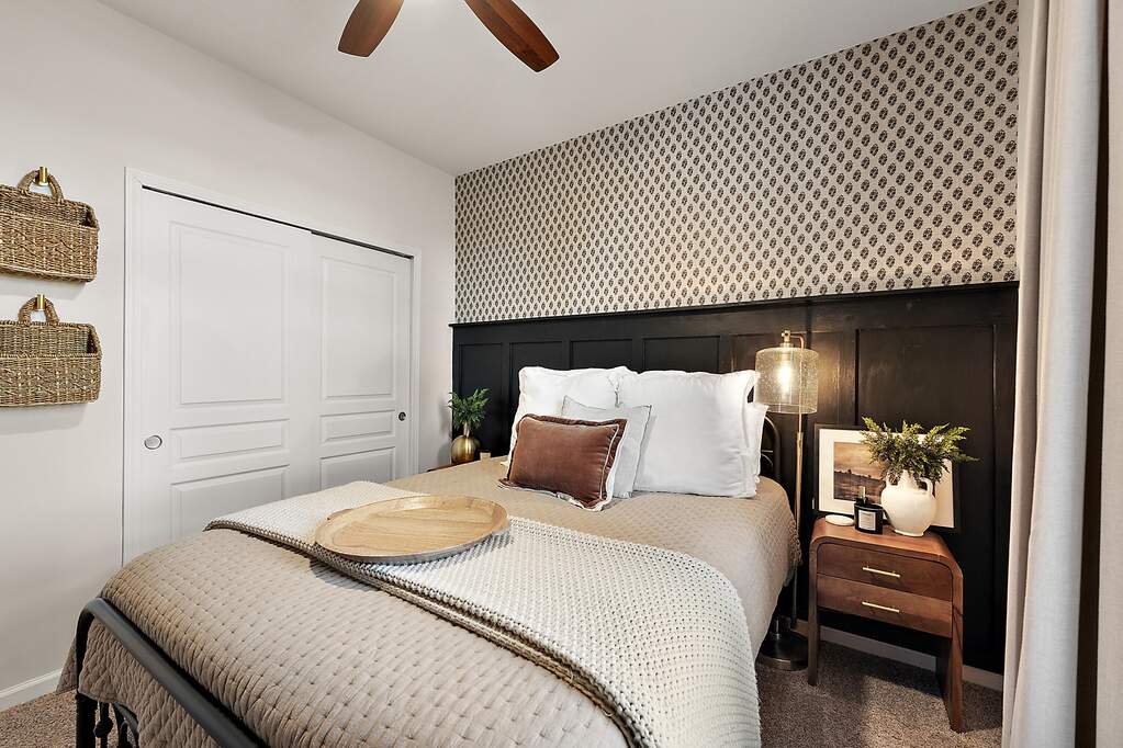 5 Bedroom Single Family Home/House's Image 22