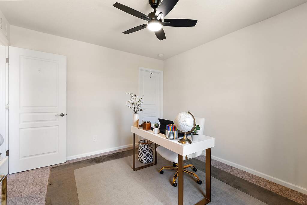 5 Bedroom Single Family Home/House's Image 34