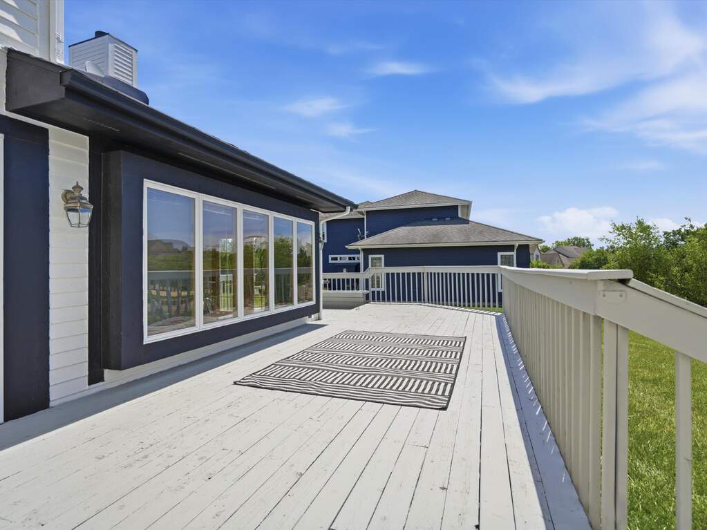 6 Bedroom Single Family Home/House's Image 33
