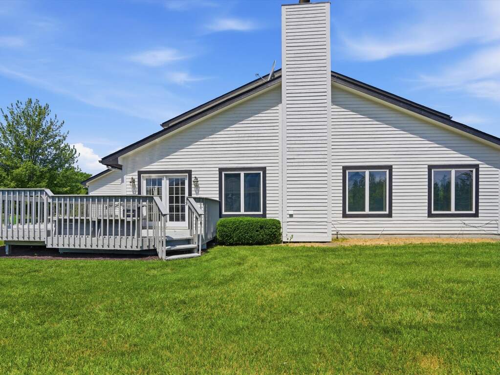 6 Bedroom Single Family Home/House's Image 37