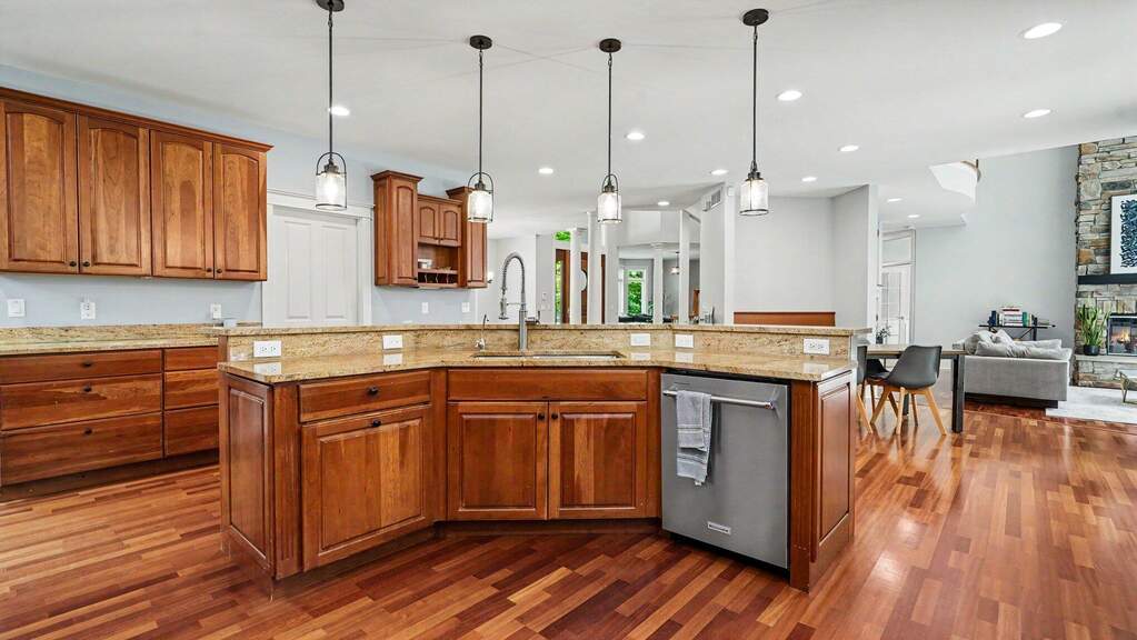 4 Bedroom Single Family Home/House's Image 13