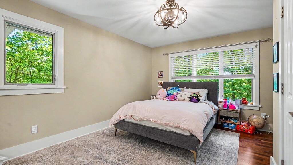 4 Bedroom Single Family Home/House's Image 28