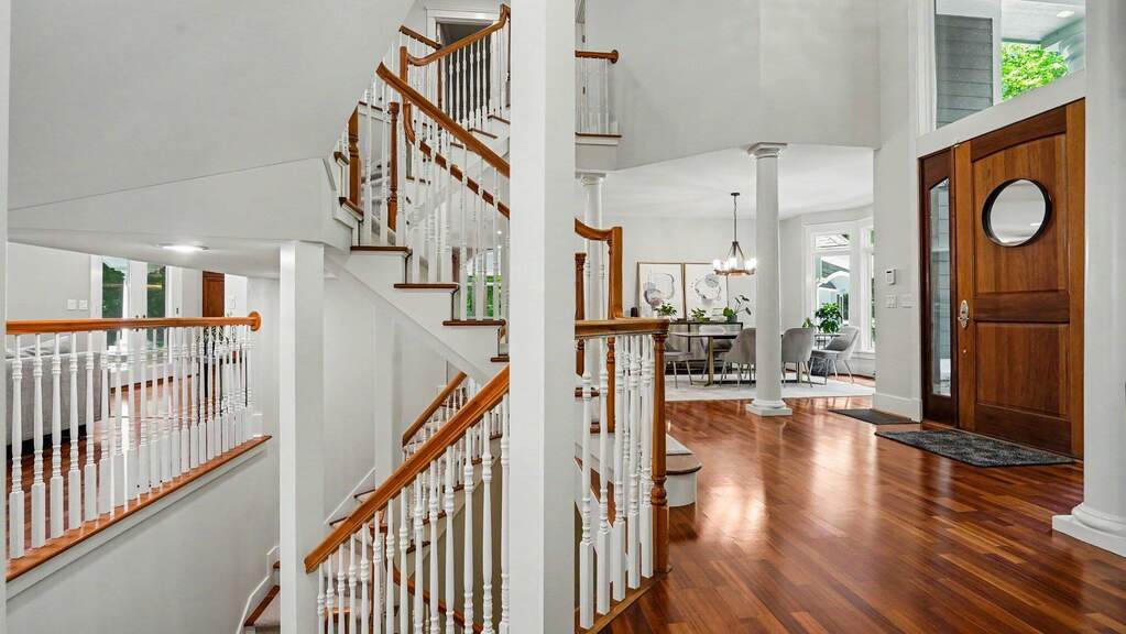 4 Bedroom Single Family Home/House's Image 4