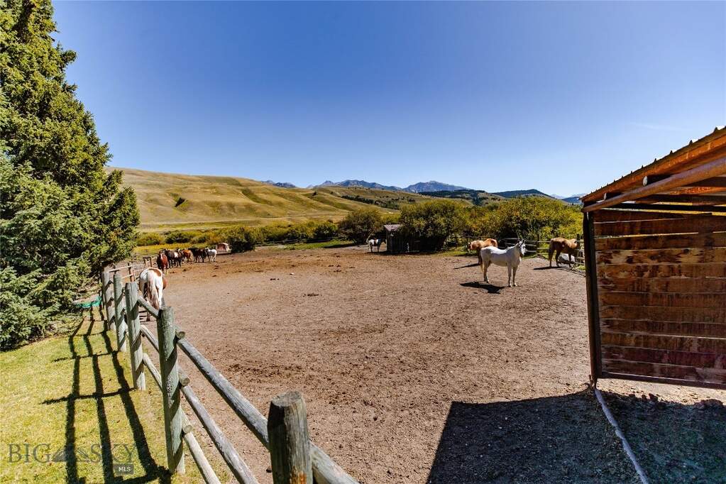 Land/Vacant Land's Image 44