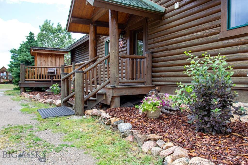 4 Bedroom Single Family Home/House's Image 41