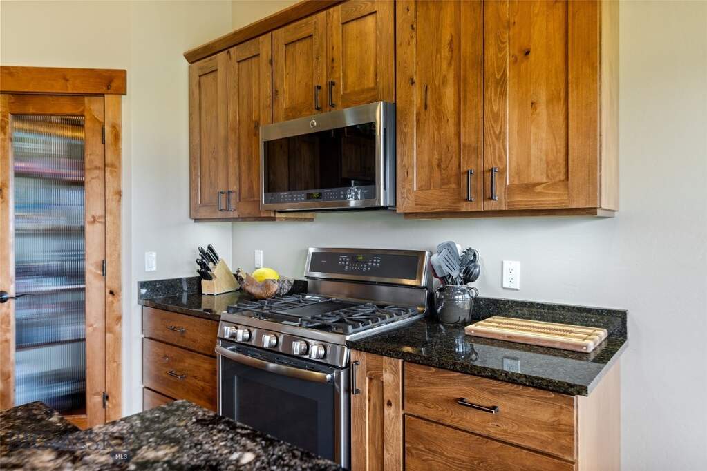 4 Bedroom Single Family Home/House's Image 23
