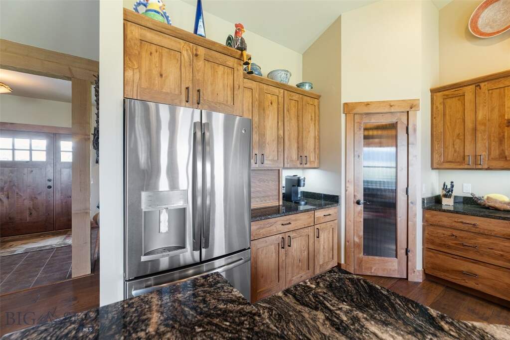 4 Bedroom Single Family Home/House's Image 28