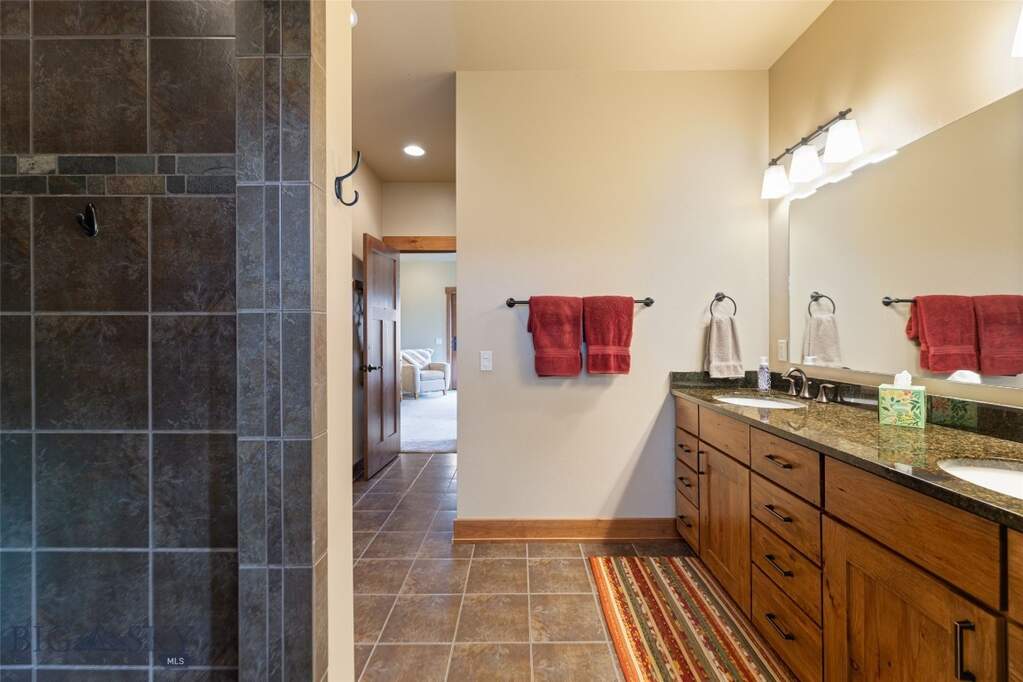 4 Bedroom Single Family Home/House's Image 35