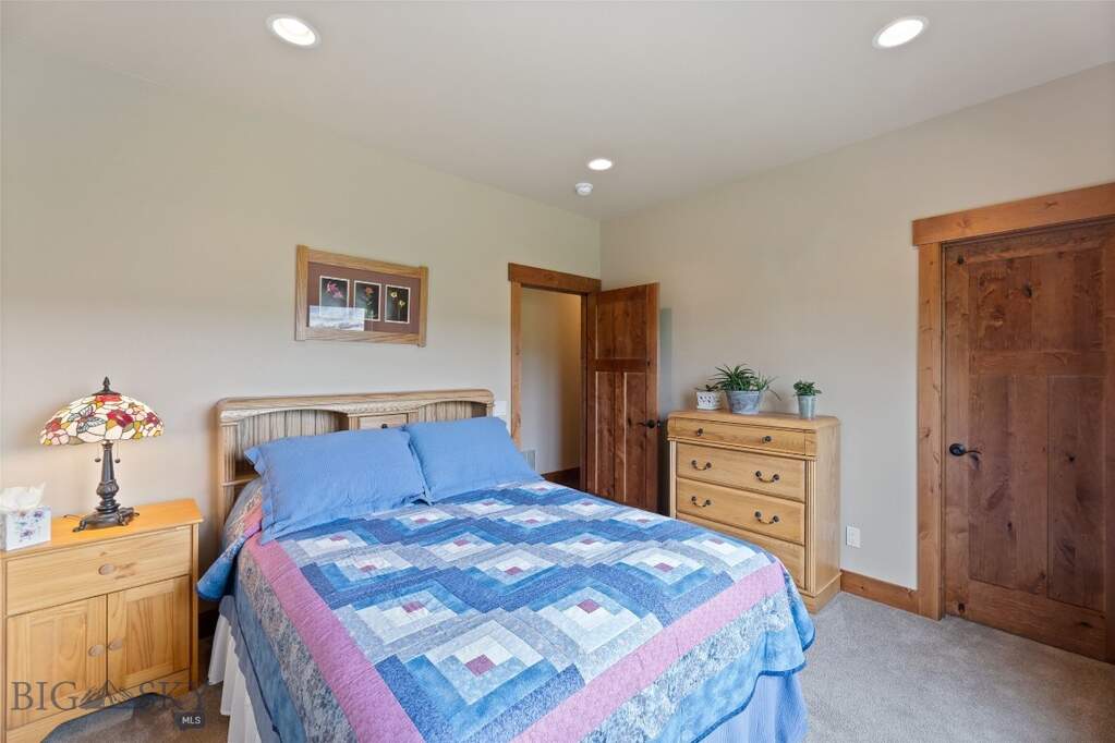 4 Bedroom Single Family Home/House's Image 40