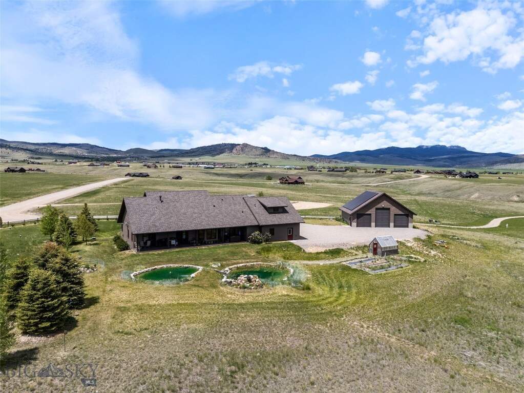 4 Bedroom Single Family Home/House's Image 60