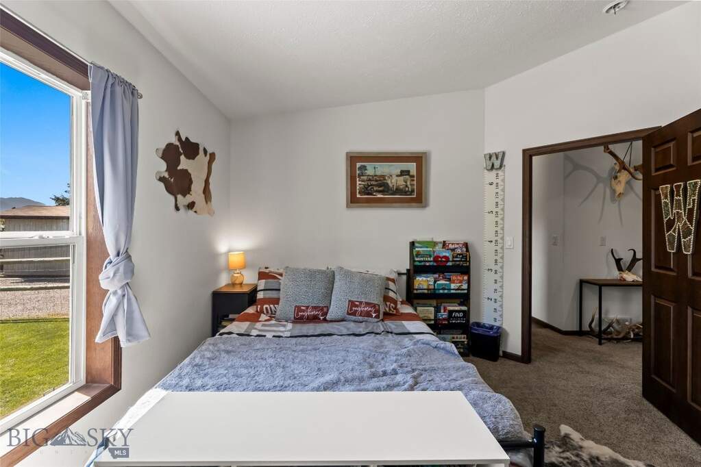 3 Bedroom Single Family Home/House's Image 29
