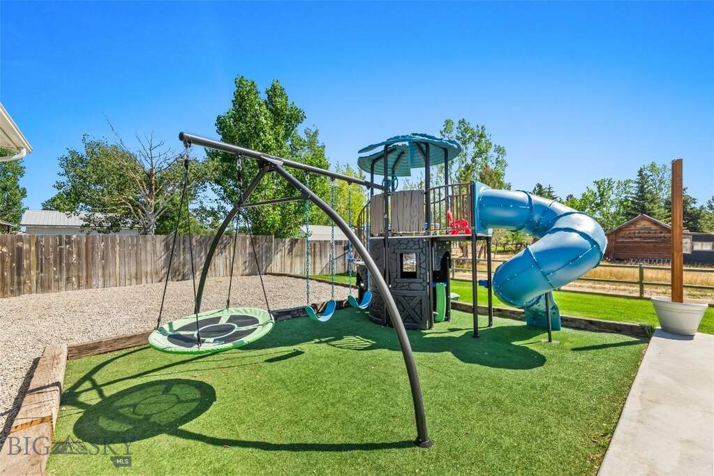 3 Bedroom Single Family Home/House's Image 31