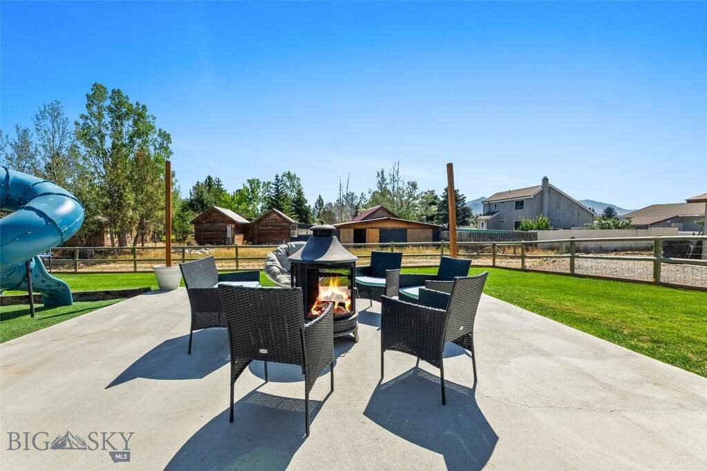 3 Bedroom Single Family Home/House's Image 32