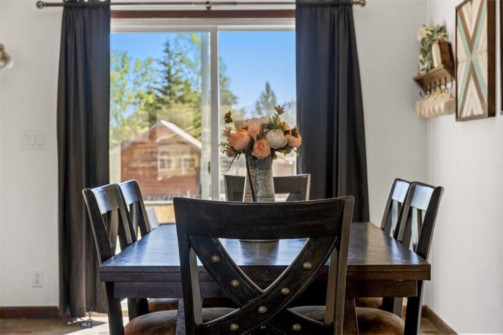 3 Bedroom Single Family Home/House's Image 47